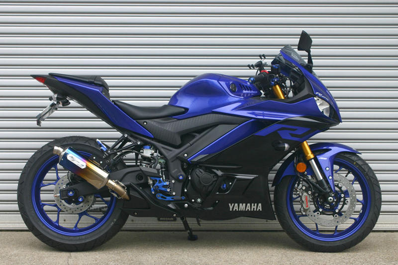 YAMAHA YZF-R25 R3 MT-25 MT-03 スリップオンマフラー