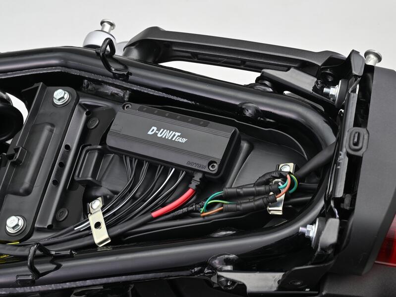 DAYTONA アクセサリー電源ユニット D-UNIT EASY 45866 | DAYTONA